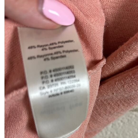 Aritzia Wilfred Free Short Sleeve Peach Mara
Fitted Dress size XS - Picture 3 of 8